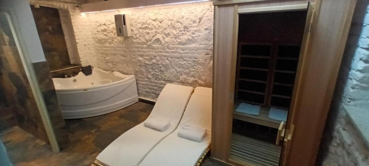 Old Cafe Spa Apartment 贝尔格莱德 外观 照片