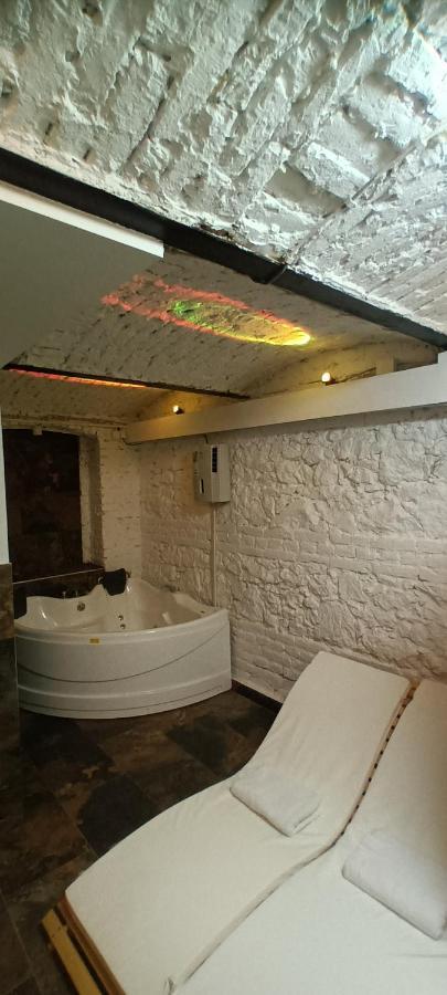 Old Cafe Spa Apartment 贝尔格莱德 外观 照片