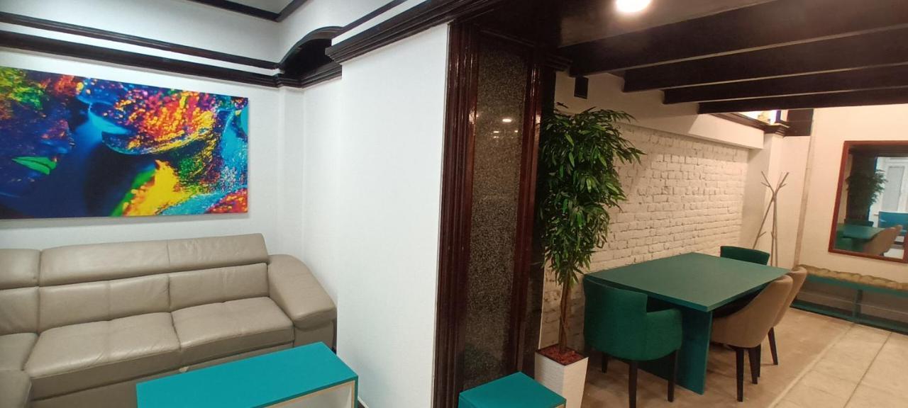 Old Cafe Spa Apartment 贝尔格莱德 外观 照片